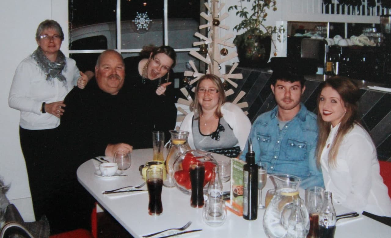 Poco a poco su esposa Diane y sus hijos comenzaron a ver los cambios y las mejoras que su padre obtenía.