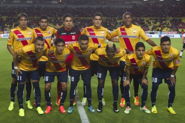 10. MORELIA. Monarcas, la escuadra de Michoacán ha visto en la última década el crecimiento de su afición en el plano deportivo, además de que el Estadio Morelos, en donde juega como local, ha recibido mejoras hechas por el gobierno local.