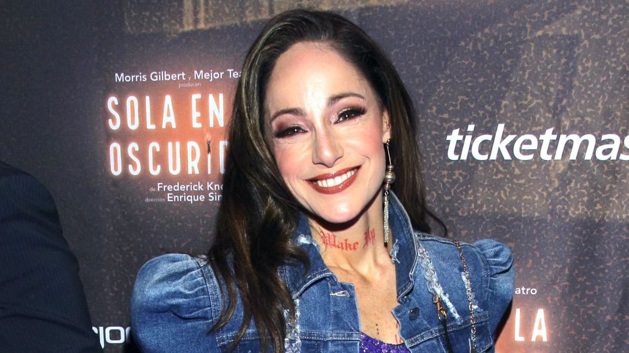 Lola Cortés estuvo 21 años soltera, pero ya le llegó el amor: "Los hombres me tenían miedo"