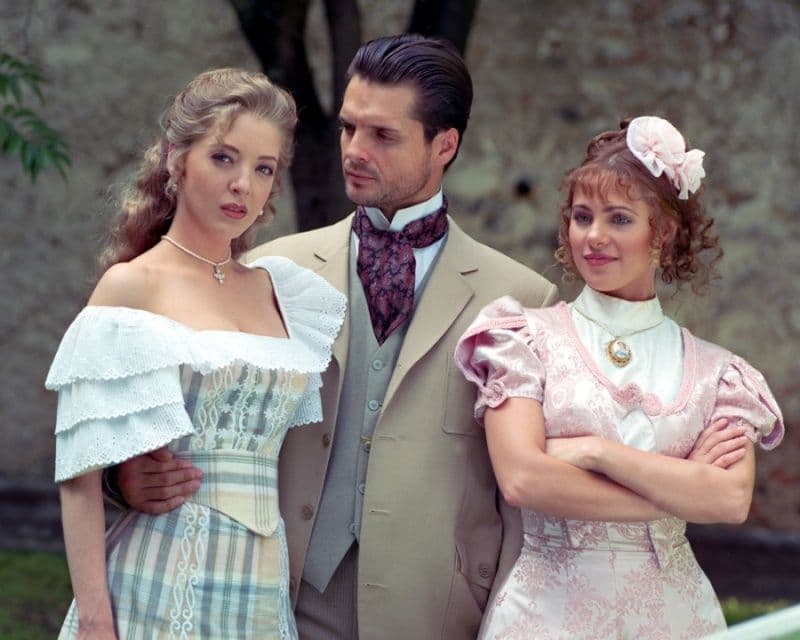 López Padilla agregó que aunque la buscó no logró hablar con ella: "Por contactos indirectos en algún momento la busqué, 
<b>me sorprendió que no me contactara</b> porque además hay una gran amistad", dijo Ariel, pues convivieron varios meses por las grabaciones de 'Corazón salvaje'.
<br>