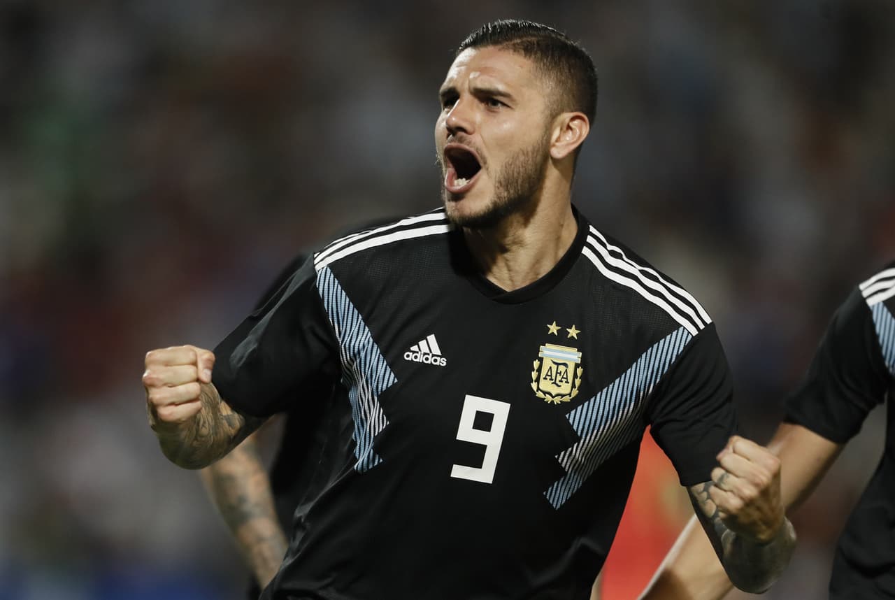 Mauro Icardi se estrenó como goleador de Argentina