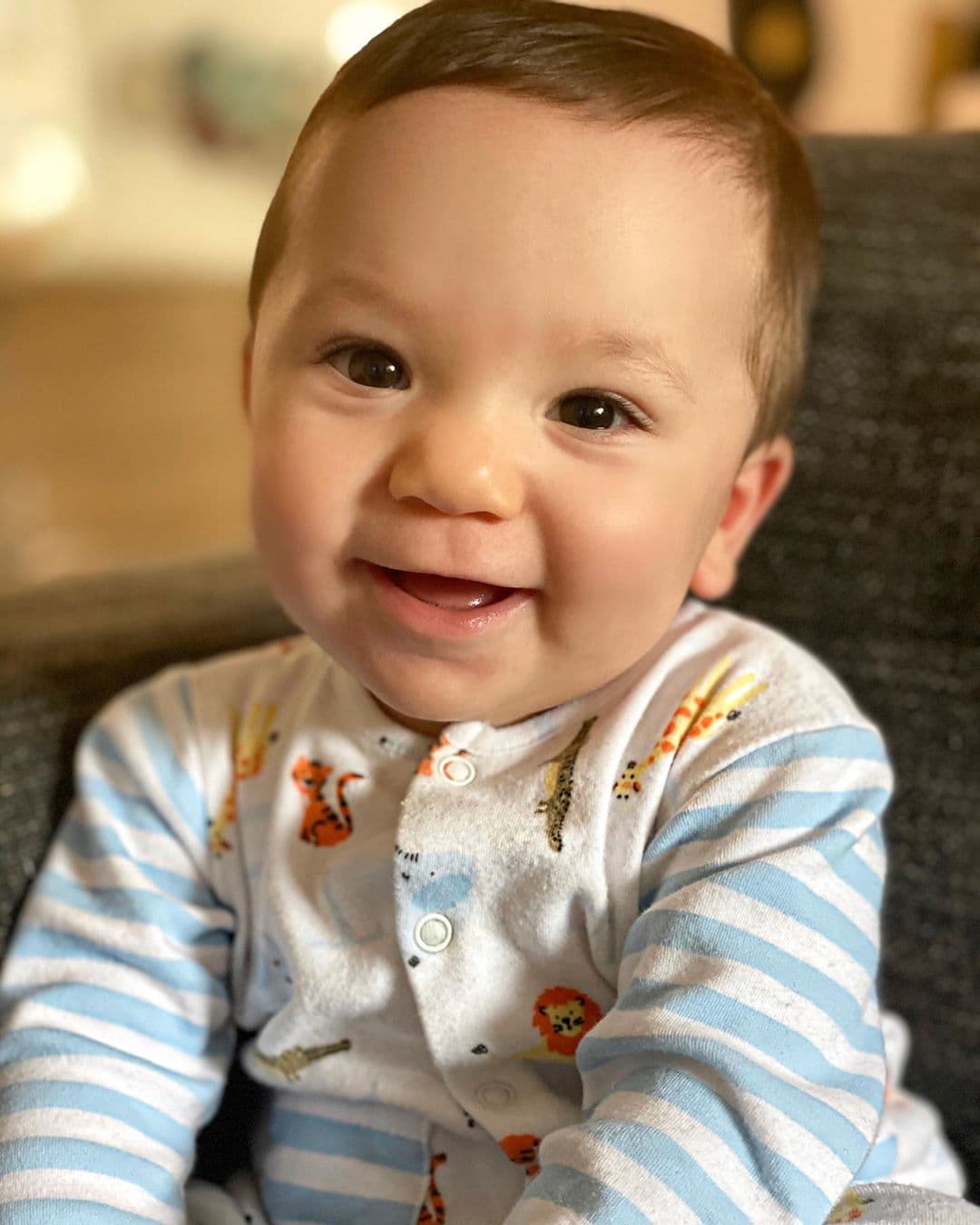 Andrea Chediak también disfrutó el inicio del mes con Diego. La foto que compartió el pasado sábado de su bebé de 8 meses reunió miles de 'me encanta' en Instagram.