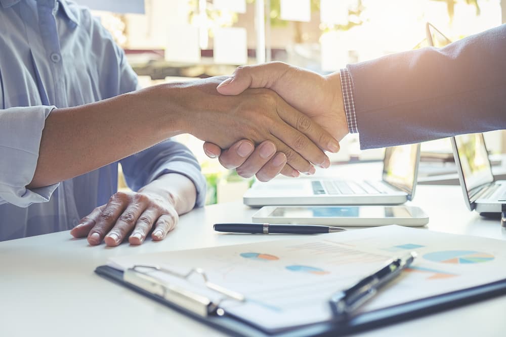 <b>El Buey en el Mes del Tigre </b>(Los nacidos en 1937, 1949, 1961, 1973, 1985, 1997, 2009)
<br>Te envuelve un aura conquistadora y en la medida que vaya transcurriendo este mes te verás con mayores recursos. El trabajo solicitado ya es una realidad y a partir de estos próximos días comenzarás a desempeñarte en lo que de veras te agrada. 
<br>