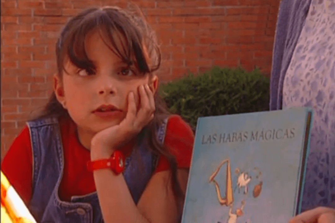 "Karla" hacía la vida imposible a la protagonista, pues era una niña malcriada, egoísta y muy insoportable.