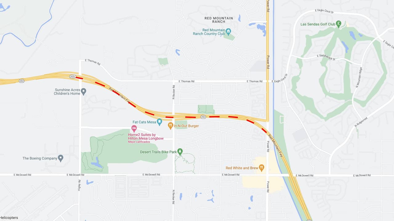 <b>Loop 202</b>
<br>El Loop 202 en dirección este (Autopista Red Mountain) se reducirá a un carril entre las carreteras Higley y Power en Mesa desde las 5 a.m. del sábado, hasta las 5 a.m. del lunes 
<br>
<br>
<b>Rutas alternas</b>
<br>Considere rutas alternativas como la US 60 (Superstition Freeway) en dirección este.
<br>
<br>Para conocer las condiciones de las carreteras en tiempo real puede visitar la página del 
<a href="https://www.az511.gov/" target="_blank">Departamento de Transporte de Arizona</a>, o llamar al 511.