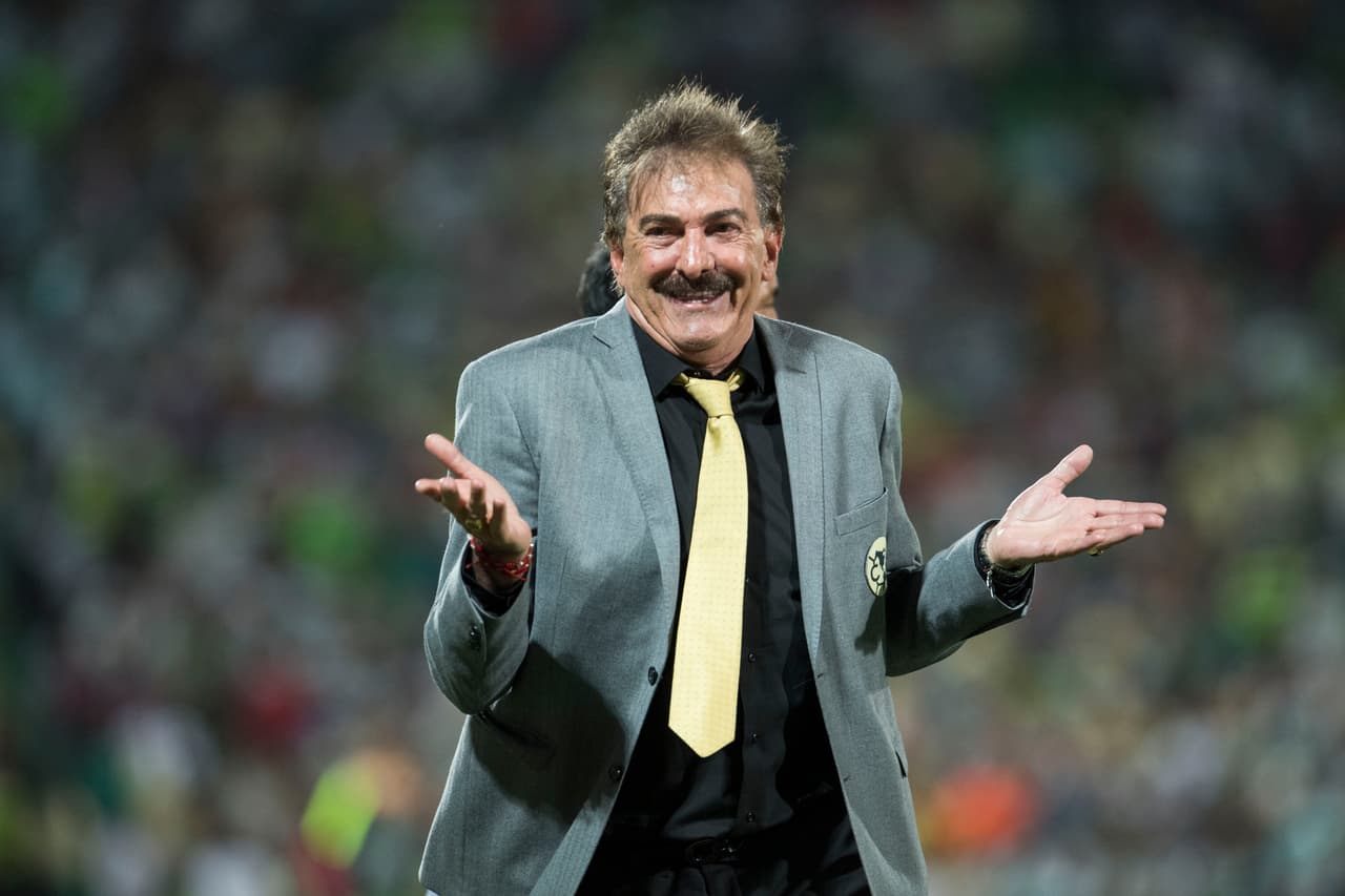 En la jornada 15 volvió a perder, pero esta vez con Santos Laguna por 2-1, a un par de fechas del final del torneo por lo que la clasificación comenzaba a complicarse.