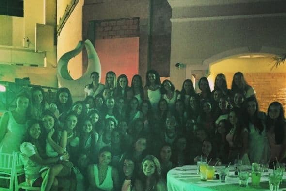 En su viaje de generación a Cancún.