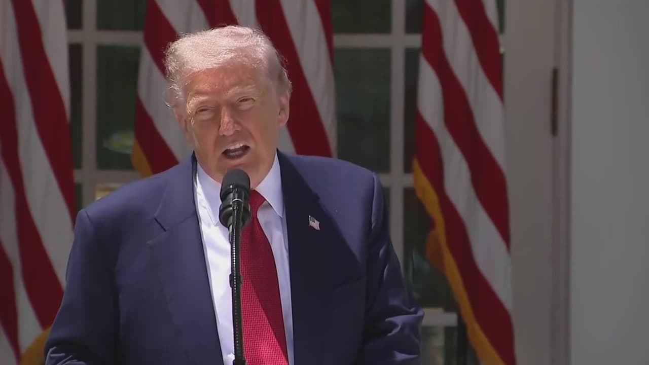 Conferencia Donald Trump 8 de Mayo | Resalta valores familiares y estrena el nuevo "Camino de la Fama" en la Casa Blanca