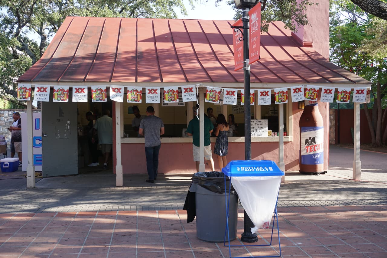 Ram Herrera, Los Banger Broz and Jorge Alejandro took the stage inside La Villita.