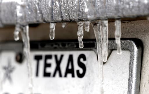 La ola de frío en Texas dispara los accidentes viales: 300 en Houston en solo 9 horas