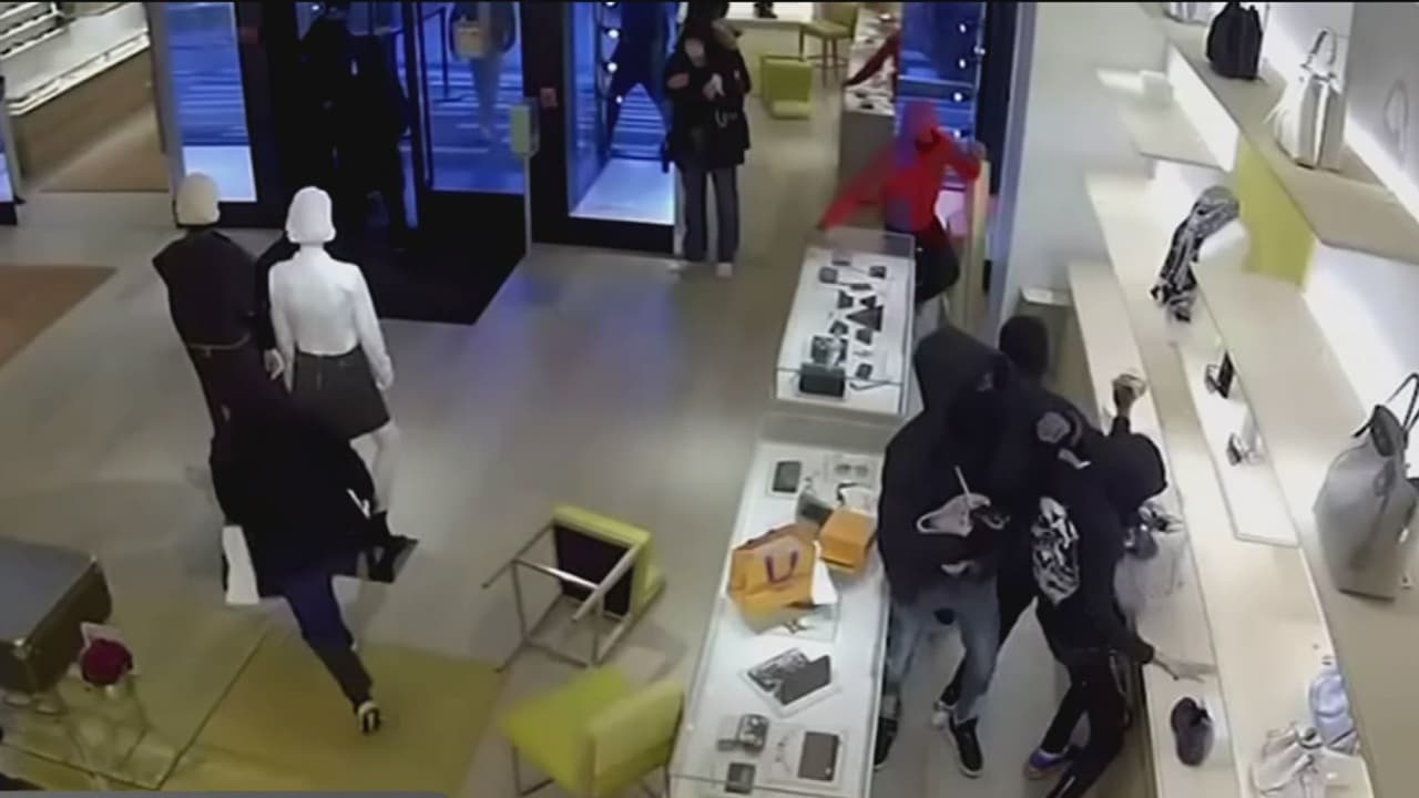 Saqueos organizados de tiendas en San Francisco (y otras ciudades): ¿qué hay detrás de este fenómeno? 