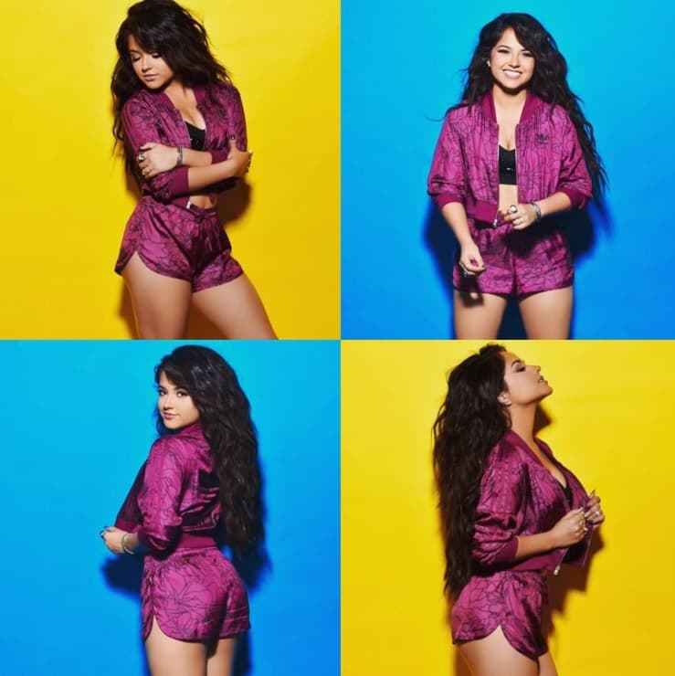 Becky G tiene a todos sorprendidos con la transformación que poco a poco va teniendo.