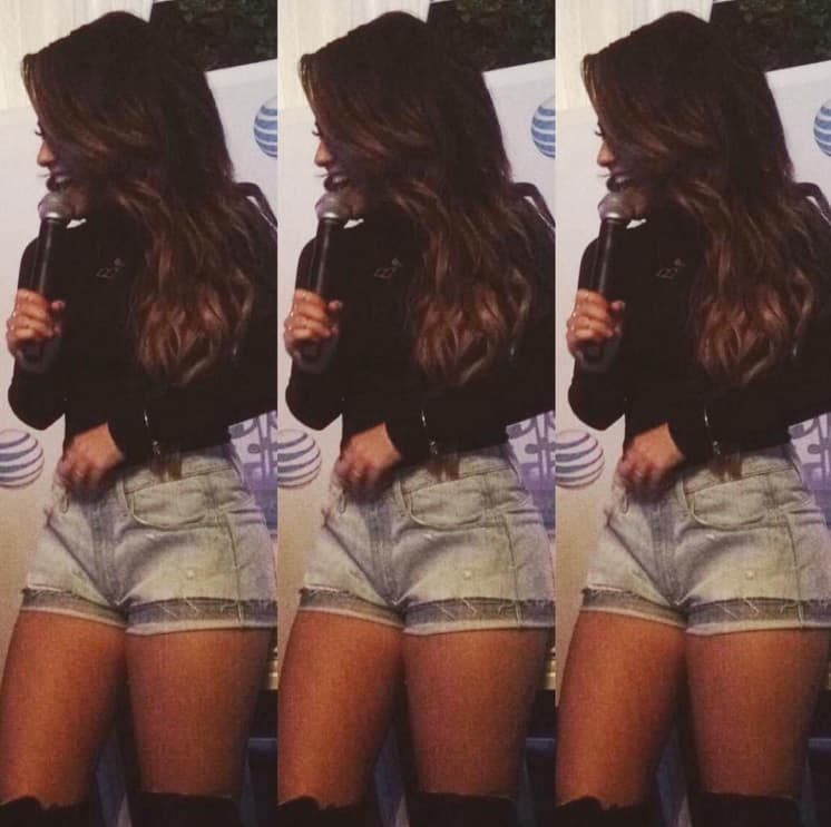 Los shorts son parte de sus vestuarios consentidos, seguro tiene muchísimos en su clóset.