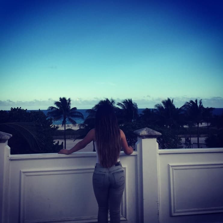 Becky G disfruta cada momento que la vida le regala y lo comparte con todos sus fans que la aman.