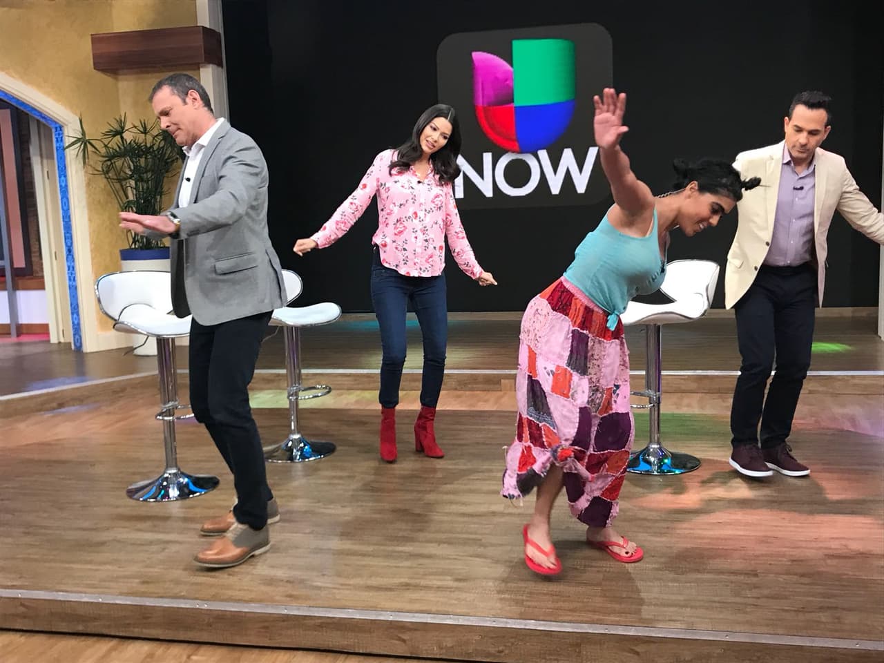 Todos parecían estar flotando al ritmo de la música.