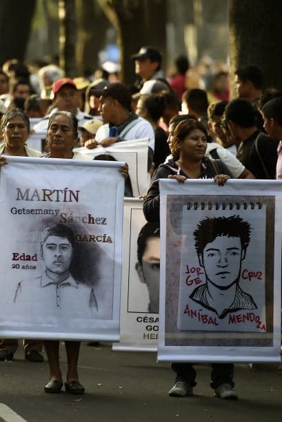 Miles de estudiantes gritaron consignas