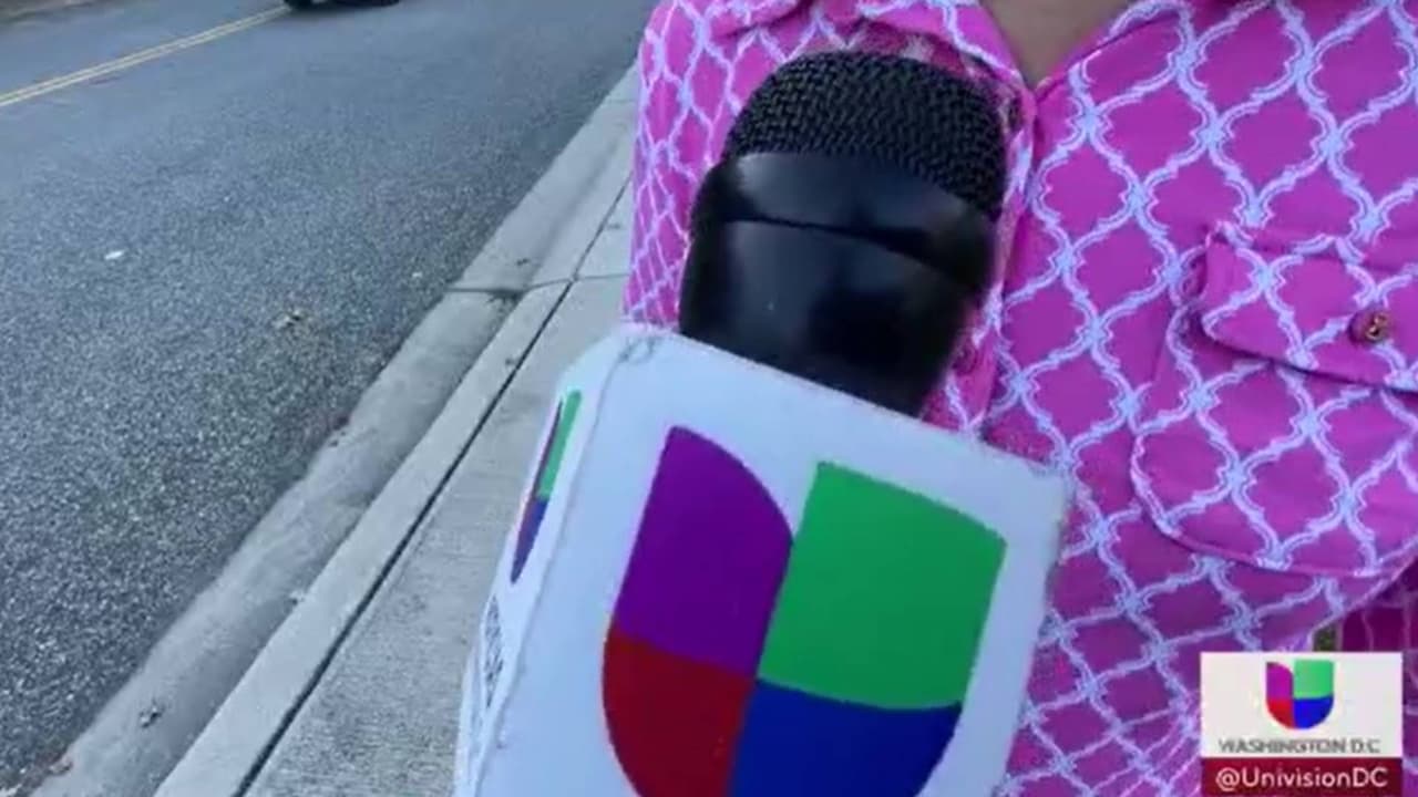 <b>"Quedé súper traumada", </b>confesó a 
<i>Univision Washington DC </i>otra vecina, al ver el cuerpo sin vida en la calle, muy cerca de su casa.