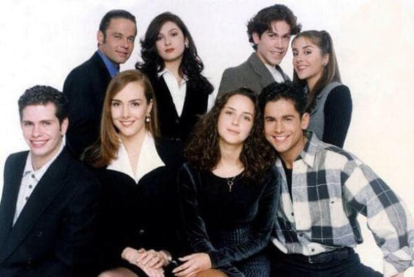 En 1996 se integró al elenco de la telenovela juvenil 'Confidente de secundaria'
<i> </i>para convertirse en Marilu, una adolescente que era presionada por su novio para tener relaciones sexuales. En esta historia compartió créditos con 
<b><a href="http://www.univision.com/temas/iran-castillo">Irán Castillo</a>, Flavio César, Julieta Rosen</b> y 
<b>Julio Alemán</b>.