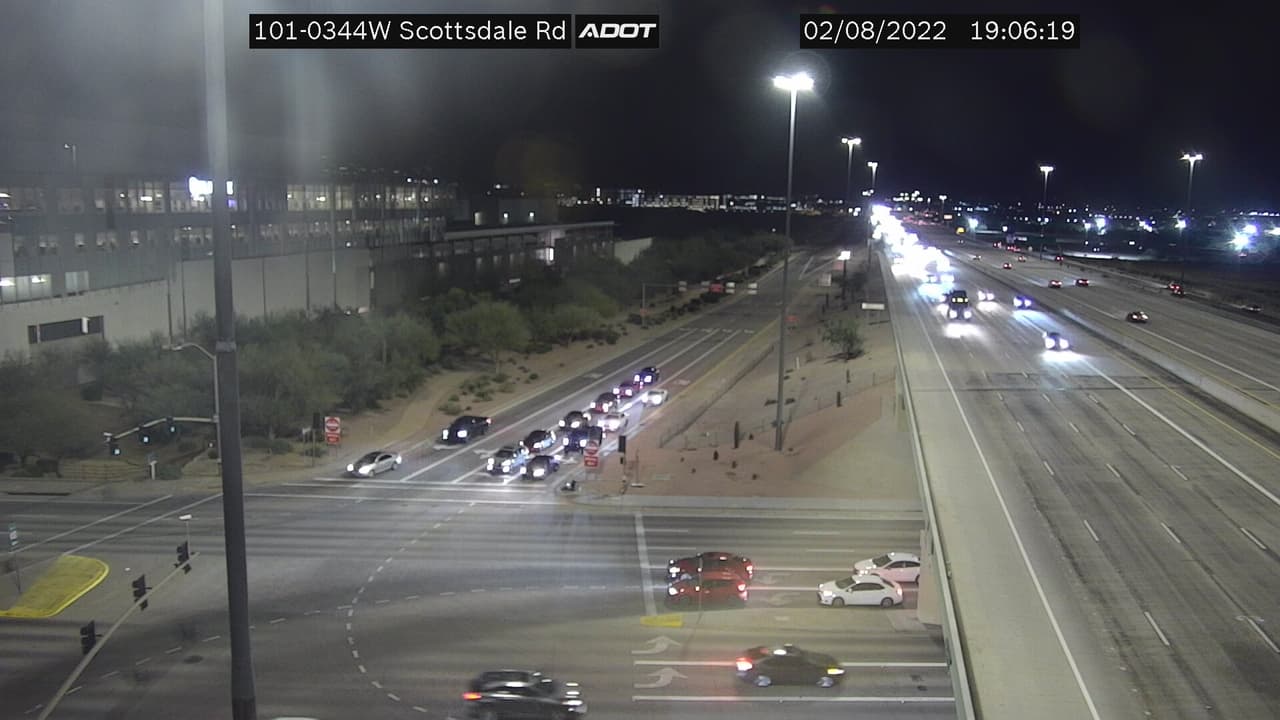 De acuerdo con ADOT, a partir del miércoles 9 de febrero incrementara el tráfico en el Loop 101 entre las salidas de 
<a href="https://goo.gl/maps/AKJbASh4AS9r4Q6b9" target="_blank">Scottsdale Road y Frank Lloyd Wright Boulevard</a>.