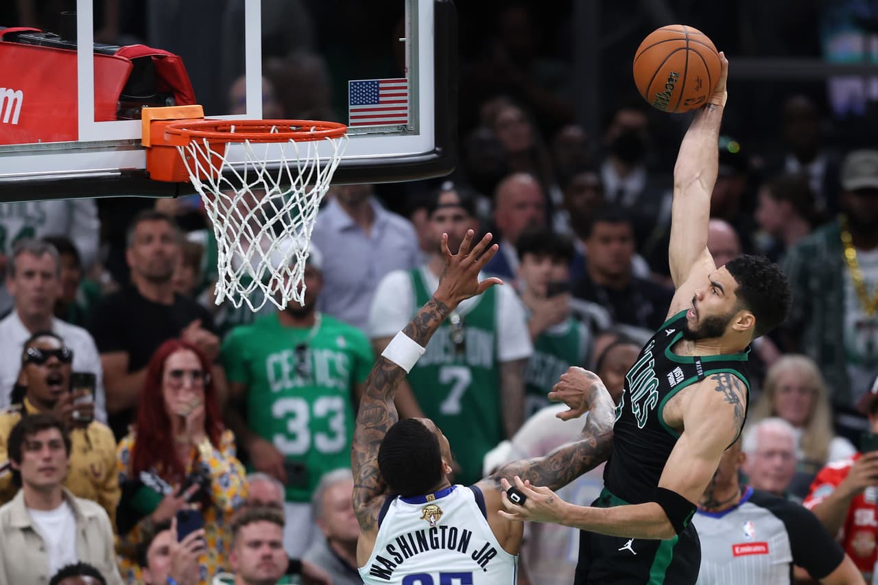 Los Celtics repiten dosis a Mavericks en el Juego 2