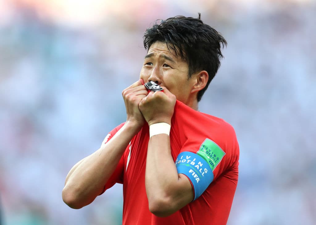 Con 26 años, Heung Min-Son es el nombre de un futbolista de Corea del Sur con mayor reconocimiento gracias a su paso por Europa, pero ese sueño se puede acabar si no evita su vida militar.