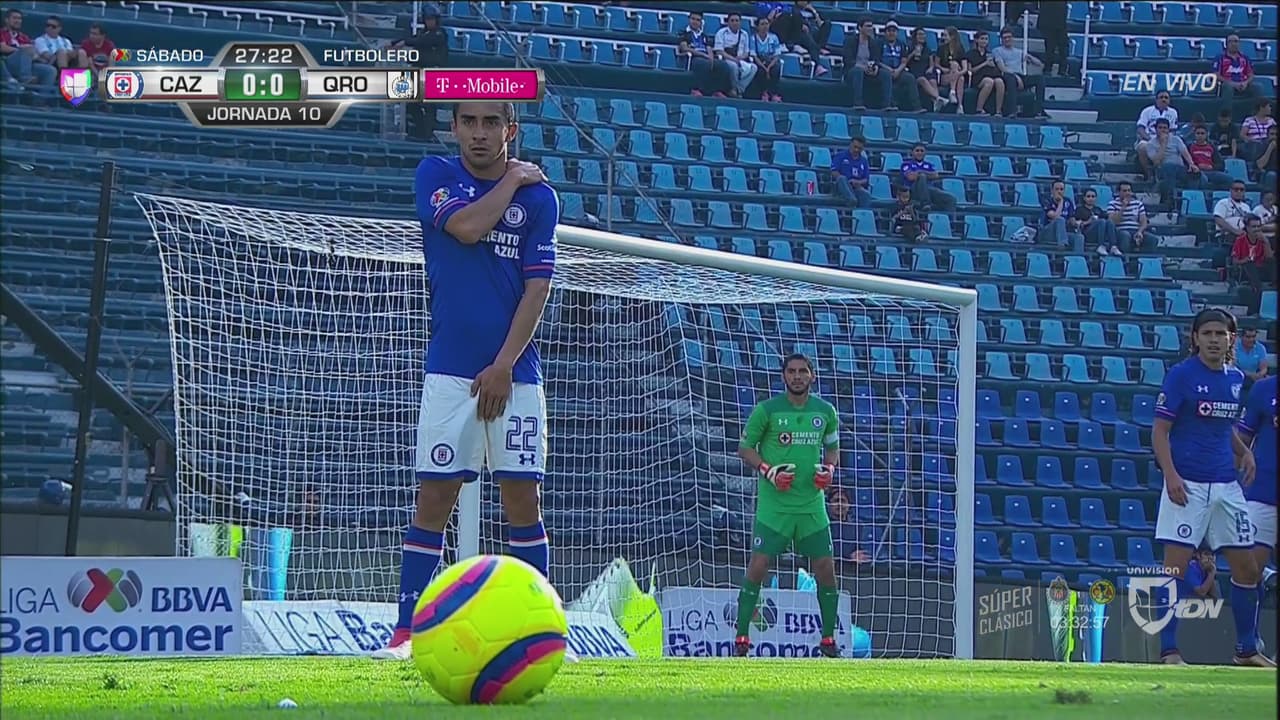 Sanvezzo estuvo muy cerca de marcar el 1-0 para Gallos