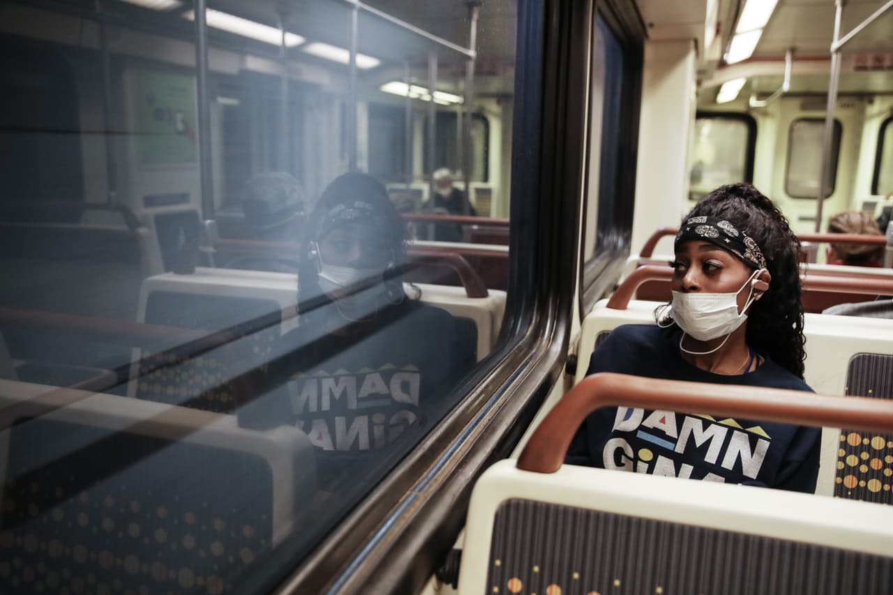 Algunos errores críticos son: el uso parcial de este objeto cubriendo solo parte de la boca o de la nariz.