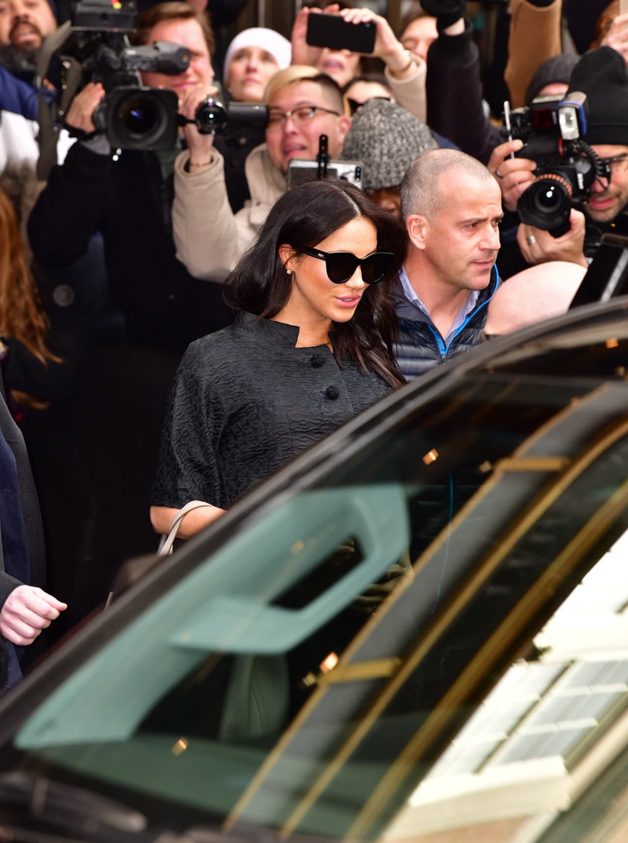 La gran ausente fue su madre, Doria Ragland, quien fue fotografiada ese mismo día llegando a su casa en Los Ángeles, California.
<br>