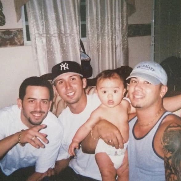 ¿Qué tal esta foto del recuerdo con Wisín hace ya varios añitos? ¡Qué jovencitos!