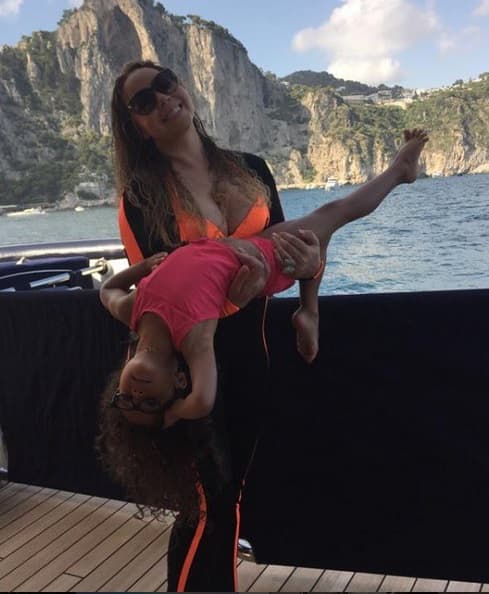 Por supuesto, con sus hijos la pasa genial.