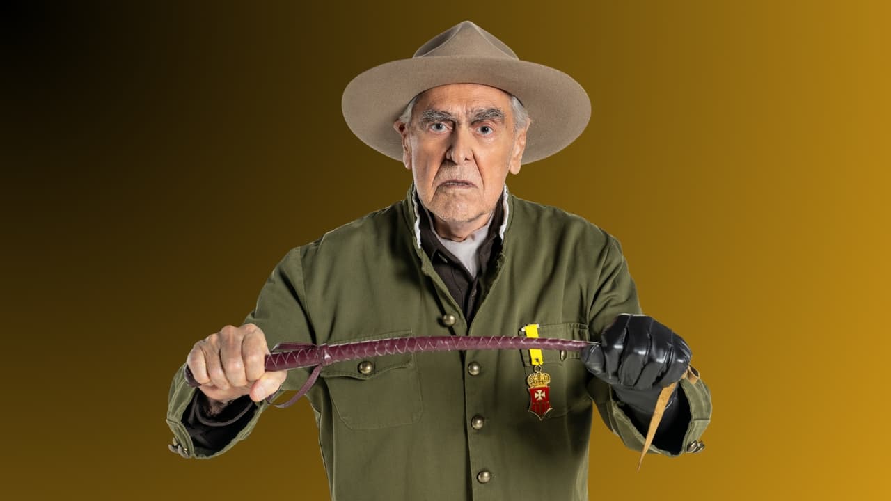 Eric del Castillo es Leonardo Carranza, padre de Leonel y Atocha. En vida, fue el fundador de Villa Escarlata y se ganó fama de ser un patrón cruel con todos sus trabajadores.