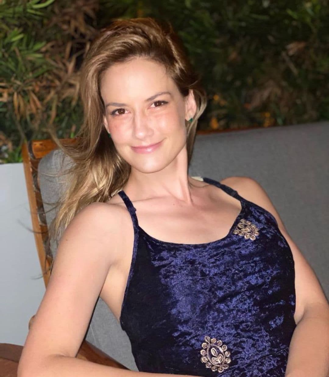 “Feliz, me siento con los mismos retos de siempre, pero más acompañada que nunca”, externó la intérprete de telenovelas, de 36 años.