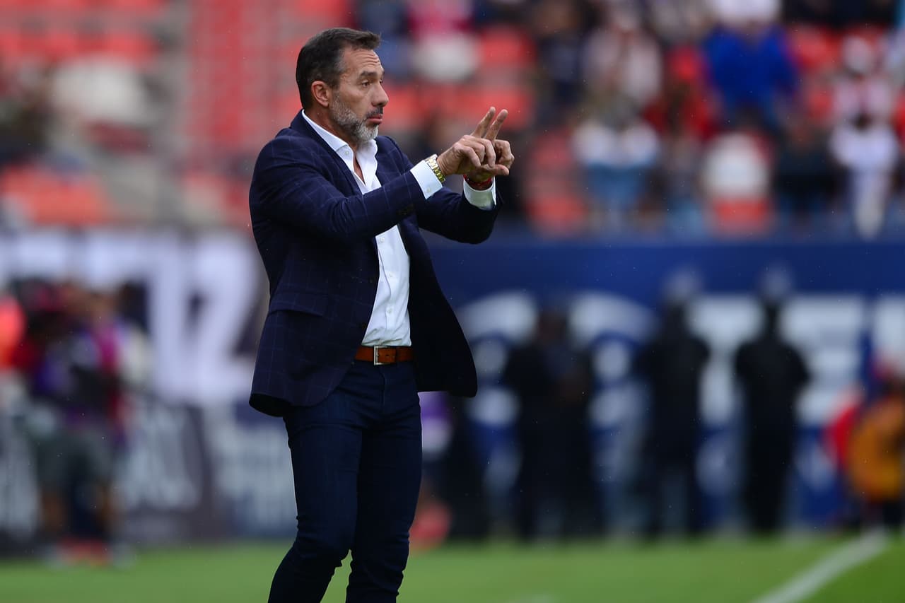 San Luis 0-2 Querétaro. Pereira y Romo marcaron los goles de Gallos.