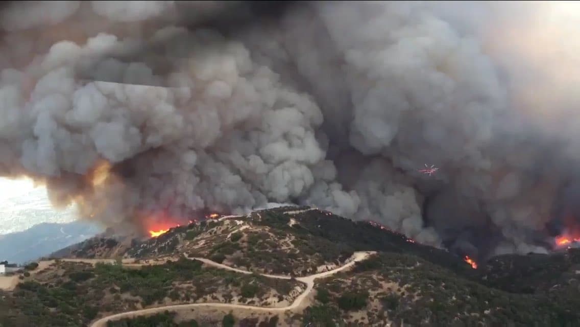 La mala calidad del viento también afecta a personas que tiene asma o algún otro padecimiento respiratorio.