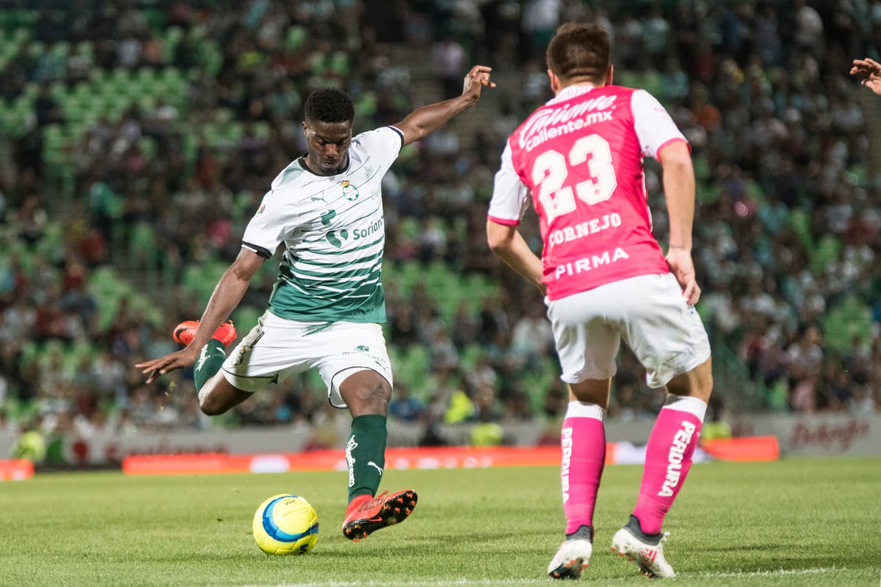 Djaniny fue la figura de los Laguneros con un triplete que sepultó las aspiraciones de los Panzas Verdes de regresar a casa con tres puntos. Osvaldo Martínez y Jonathan Rodríguez completaron los tantos del local, mientras que Mauro Boselli marcó para la visita.