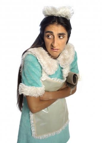 En la tercera temporada de esta serie, 'Excelsa' se convierte en madre de un niño, quien es el hijo ilegítimo de 'Ludovico' 
<b>(<a href="http://www.univision.com/temas/eugenio-derbez">Eugenio Derbez</a></b>) y 'Excelsa' (
<b>Bárbara Torres</b>), él fue concebido por inseminación artificial con el esperma que vendió 'Ludovico' para pagar la fiesta del primer período de Bibi. Sin duda todo un enredo.