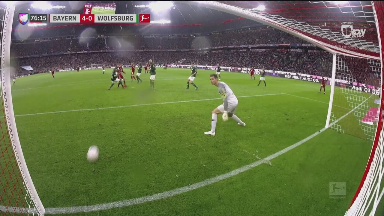 Müller se suma a la fiesta y el Bayern Múnich marca el 4-0 sobre el Wolfsburg