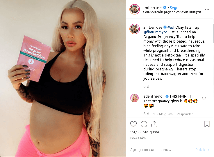 En 
<b><a href="https://www.instagram.com/p/By3mfoQn4gD/" target="_blank">la publicación</a></b>
<a href="https://www.instagram.com/p/By3mfoQn4gD/" target="_blank">,</a> Rose aparece sujetando un sobre de té orgánico y menciona que ayuda "a las mamás con esos días hinchados, con náuseas".