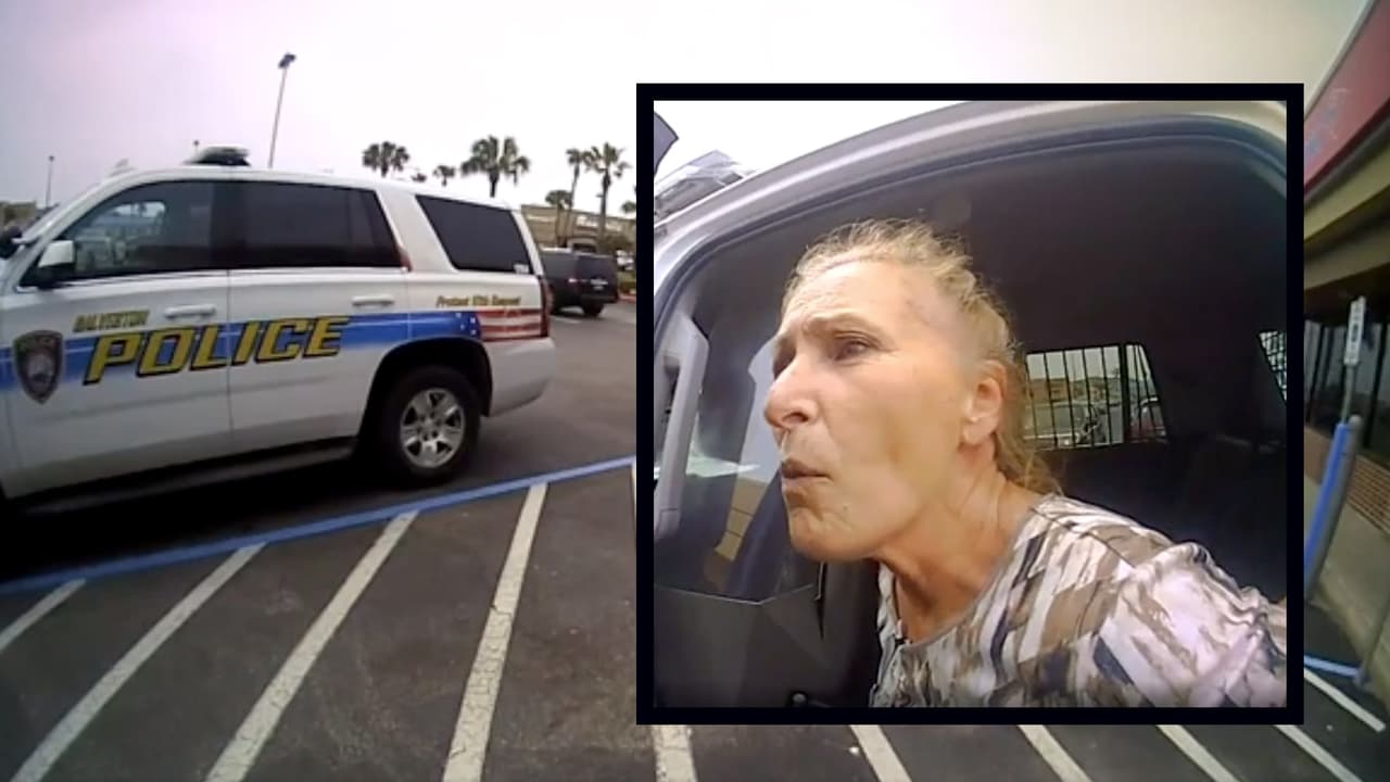 Mujer se niega a usar mascarilla en un banco y termina arrestada en Texas 