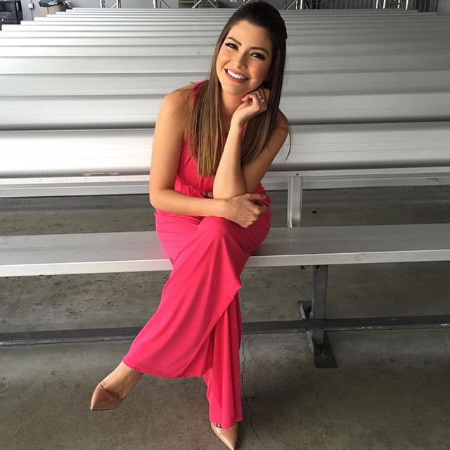 ¡Tendencia de primavera! Usa tu sonrisa como el mejor accesorio.