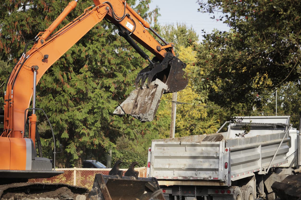 "Acaban de demoler tu casa": una mujer encontró su hogar hecho escombros al volver de vacaciones por una terrible equivocación