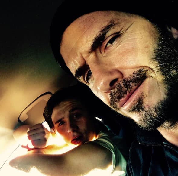 En cambio, papá David subió esta otra imagen: "Un papá de casi 41 años siendo llevado por su hijito - que ya no es tan pequeño".