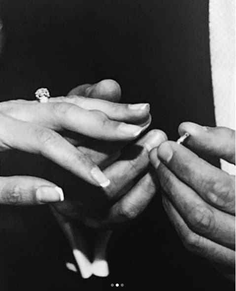 Mayrín y Eduardo tuvieron una boda sencilla: se casaron ante las leyes mexicanas únicamente, porque ambos ya lo habían hecho por la Iglesia, ella con Jorge Poza y él con Itatí Cantoral.