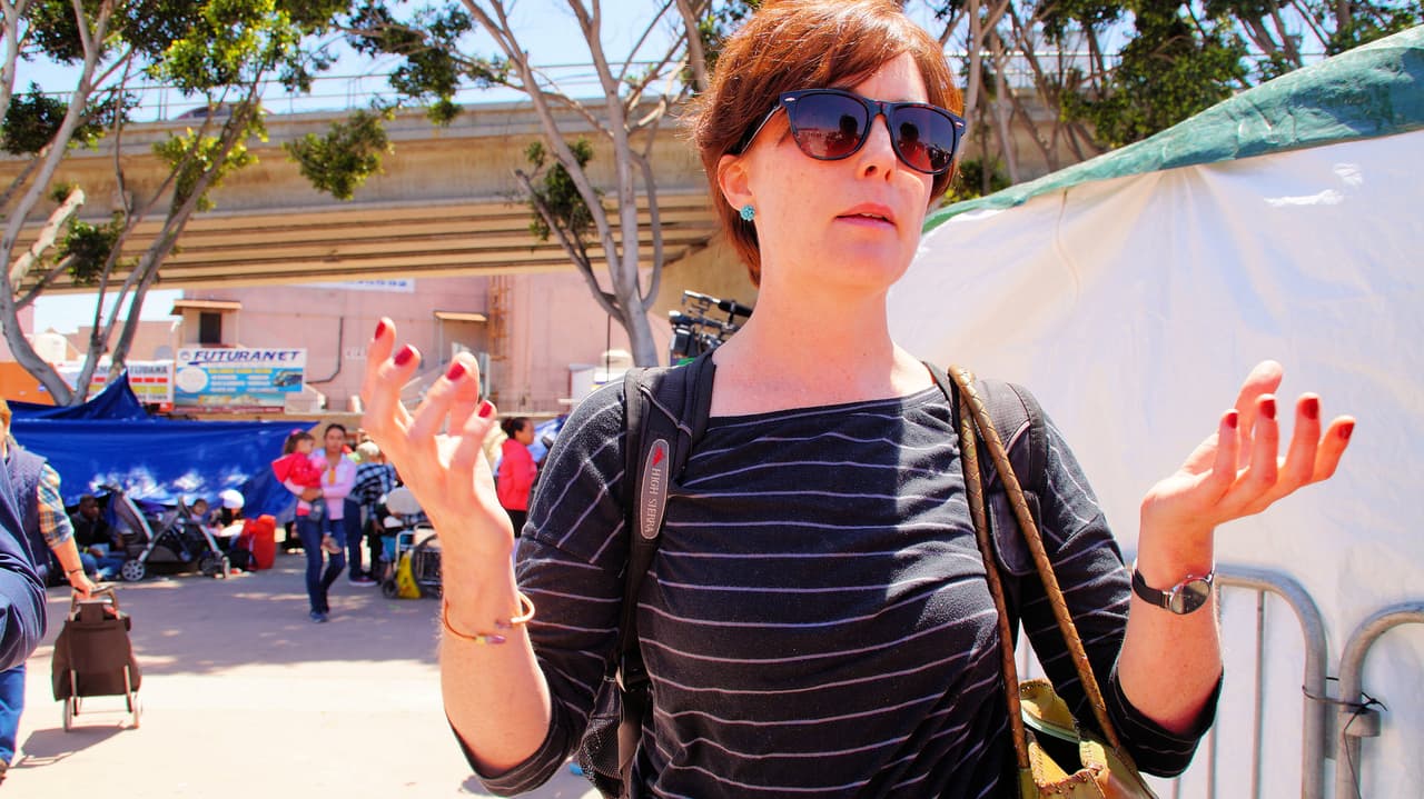 Madeleine Penman, investigadora de Amnistía Internacional y observadora de derechos humanos, asegura que las difíciles condiciones en las que están estas familias son el resultado de la dura política migratoria del gobierno de Trump.