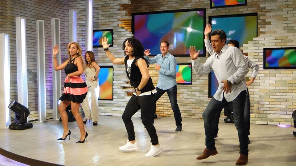 ¡Los pusieron a bailar!