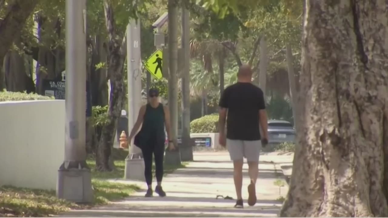 Ciudades del sur de Florida toman medidas drásticas para contener el coronavirus