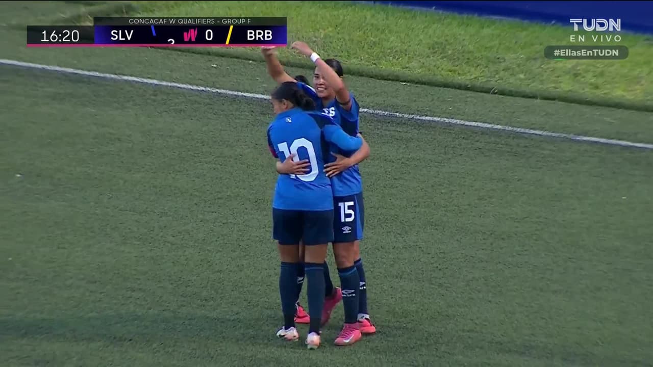 ¡De nueva cuenta otro error defensivo de Bermudas! El segundo de El Salvador