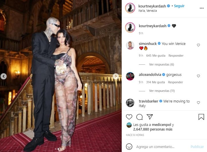 La gala de Dolce & Gabbana, que se llevó a cabo en la plaza San Marcos en Venecia, fue su momento estelar y en redes sociales compartieron algunas fotos en las que se le ve a la modelo con un vestido de gasa completamente transparente.