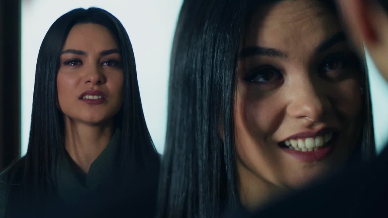 Los actos de Zeynep la alejaron de su familia, por lo que al enterarse de que Zeynep no tenía dónde vivir, Emir le ofreció una casa. La hermana de Kemal se negó a vivir ahí y ser la amante oficial de su gran obsesión.