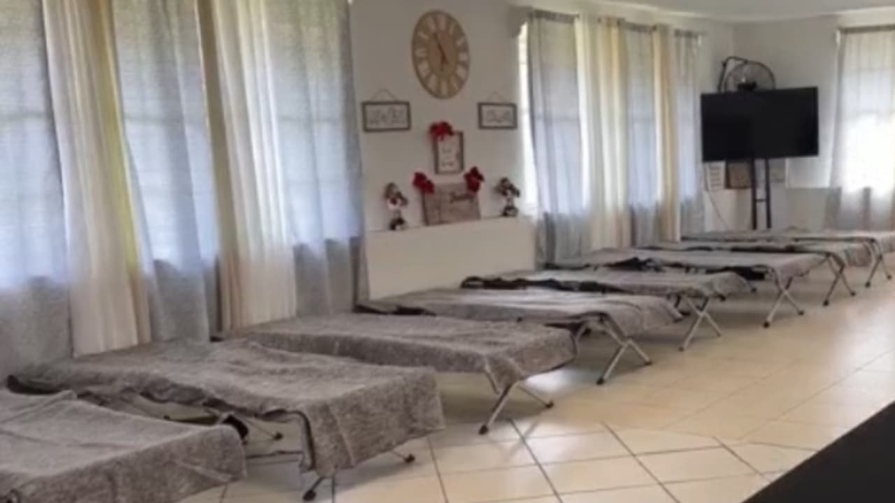 Refugio en Kissimmee recibe a personas del frío: aún hay espacio en lugar y se piden donativos